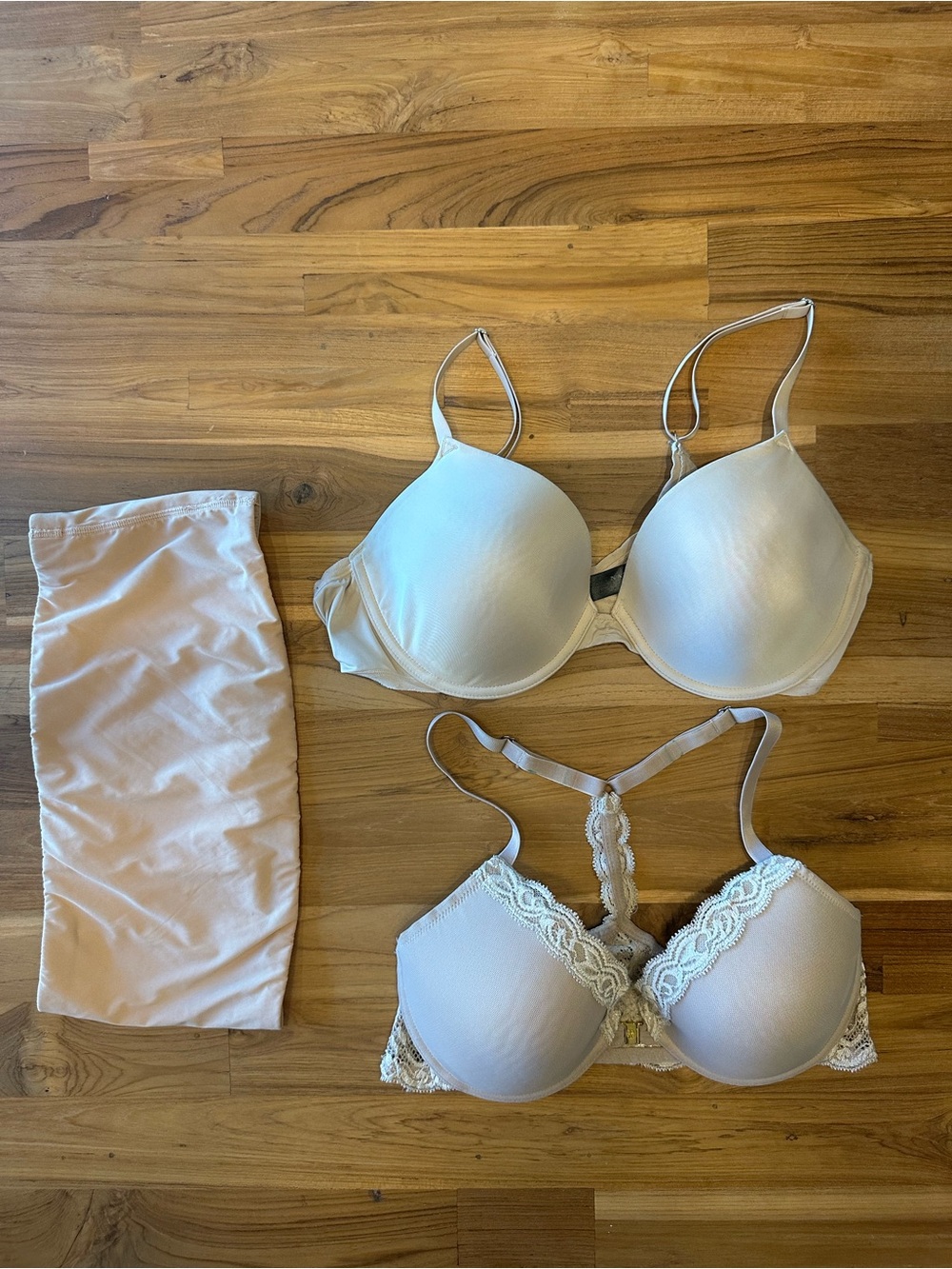 Natori 36C Bras & INLYRIC Strapless Bandeau L – 3 Piece Bundle